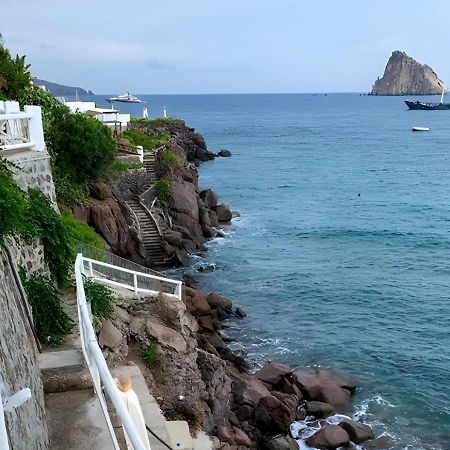 La Piazza Luxury Hotel & Spa Panarea Exterior photo