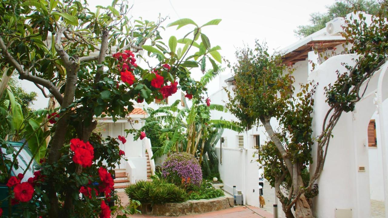 La Piazza Luxury Hotel & Spa Panarea Exterior photo